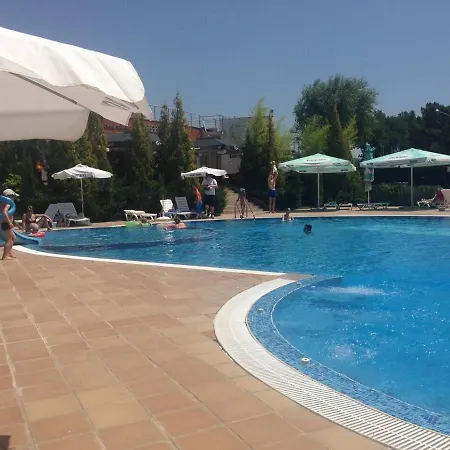 Lovely 1 Bedroom Apartment In Sunny Beach * סאני ביץ'